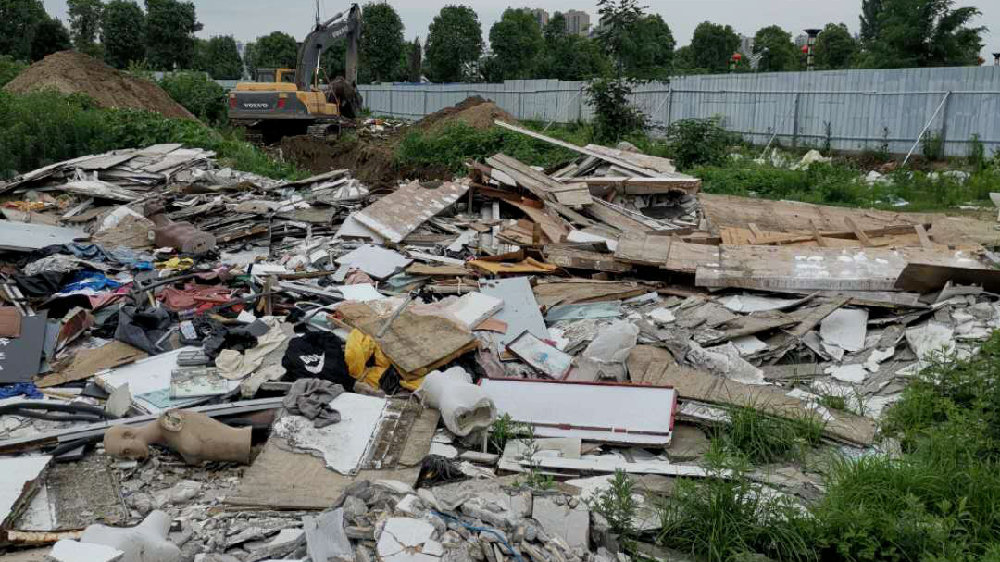 建筑垃圾違規堆放 法律紅線與治理之道